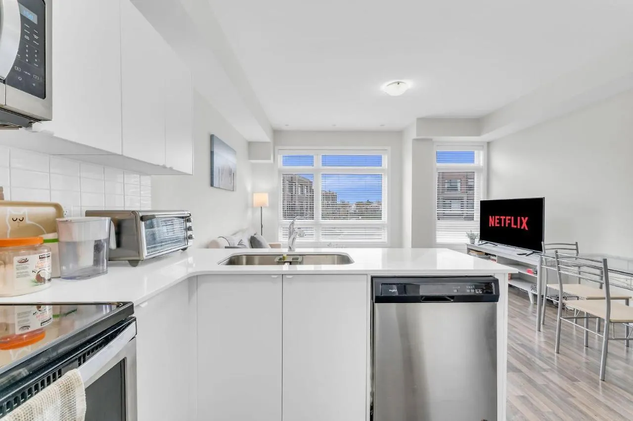 Apartment Home Away From Home - Remote Office - Vacation Stay Vaughan